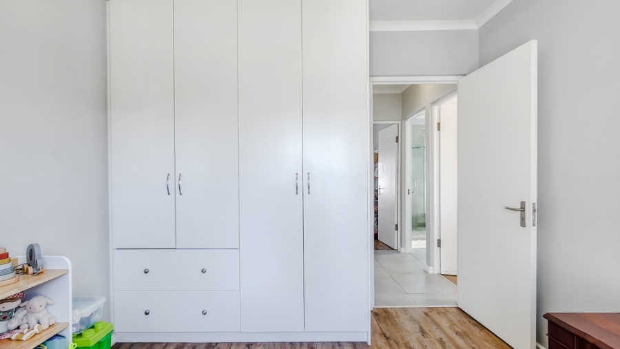 To Let 3 Bedroom Property for Rent in Protea Heights Western Cape
